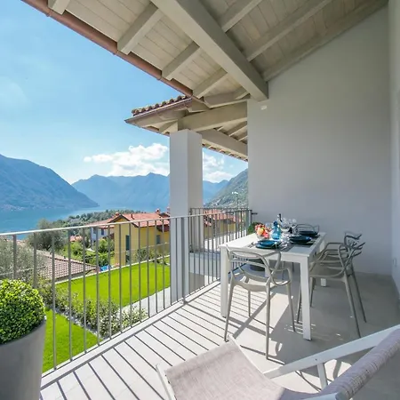 Sleeps 6 Pool Air Con *
